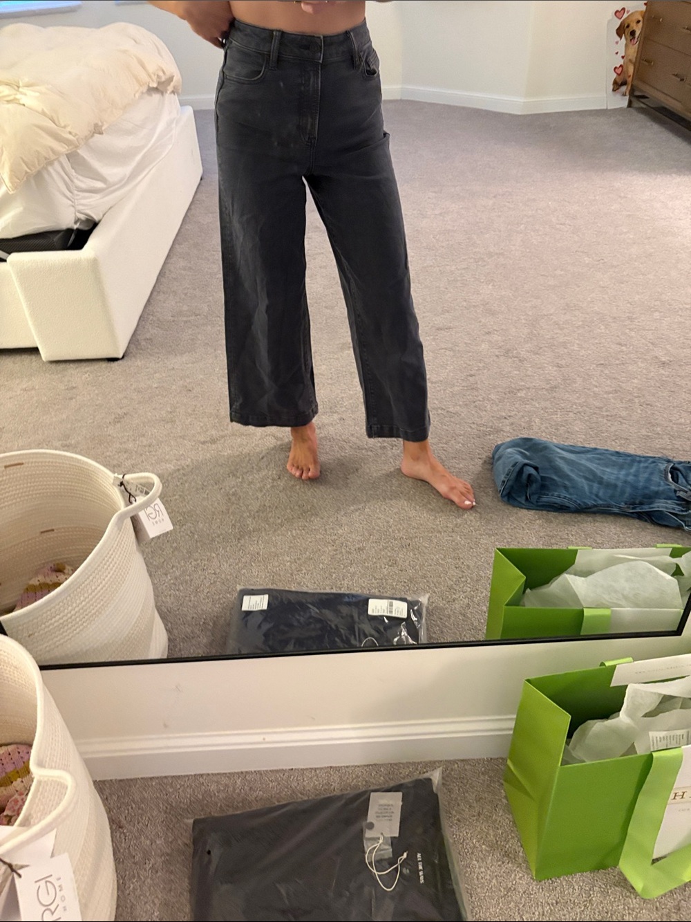 High-Rise Wide-Leg Jeans in Charcoal Black